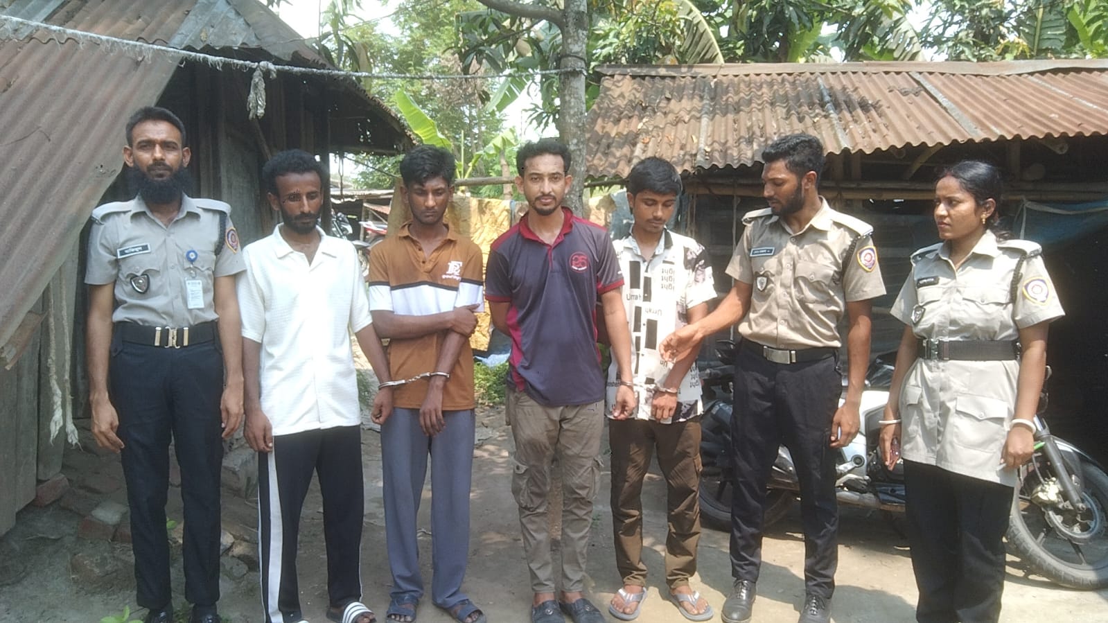 নড়াইলে ইয়াবা সেবনকালে আটক ৪ যুবকের কারাদণ্ড